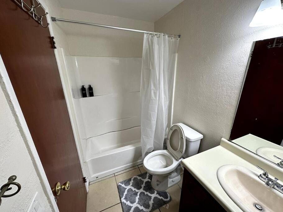 Comfortable House W/ Wi-fi/tv - Turlock,ca Turlock